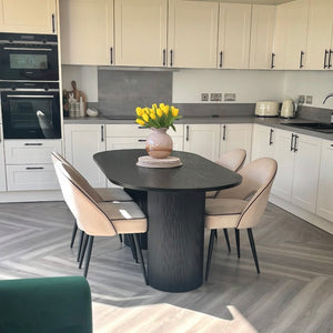 Luna Black Oval Table & Mason Chairs Set