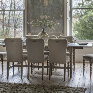 ARTE OAK EXTENDABLE DINING TABLE