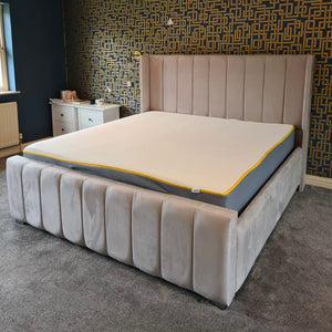 Eva Wing Bed