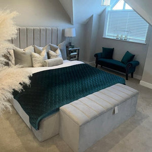 EVA BESPOKE VELVET STORAGE BOX/OTTOMAN