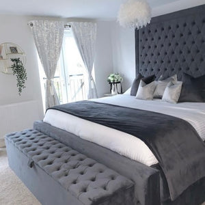 DOLCE BESOKE VELVET STORAGE BOX/OTTOMAN