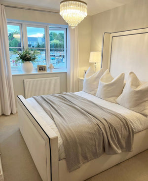 Floris Pipe Wing Bed